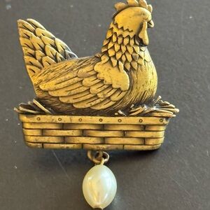 Vintage Hen Brooch